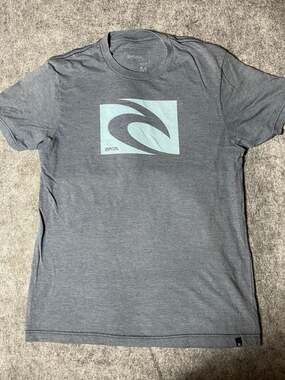 Rip Curl Men's Icon Box Logo Slim Fit Graphic Tee - Heather Grey (Size M)